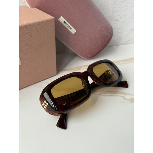 NEW Miu Miu MU B13S Brown Yellow Rectangular Sunglasses main image 3